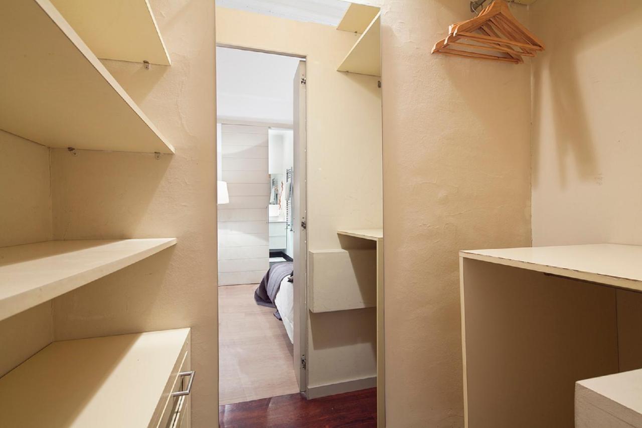Cathedral Apartment *